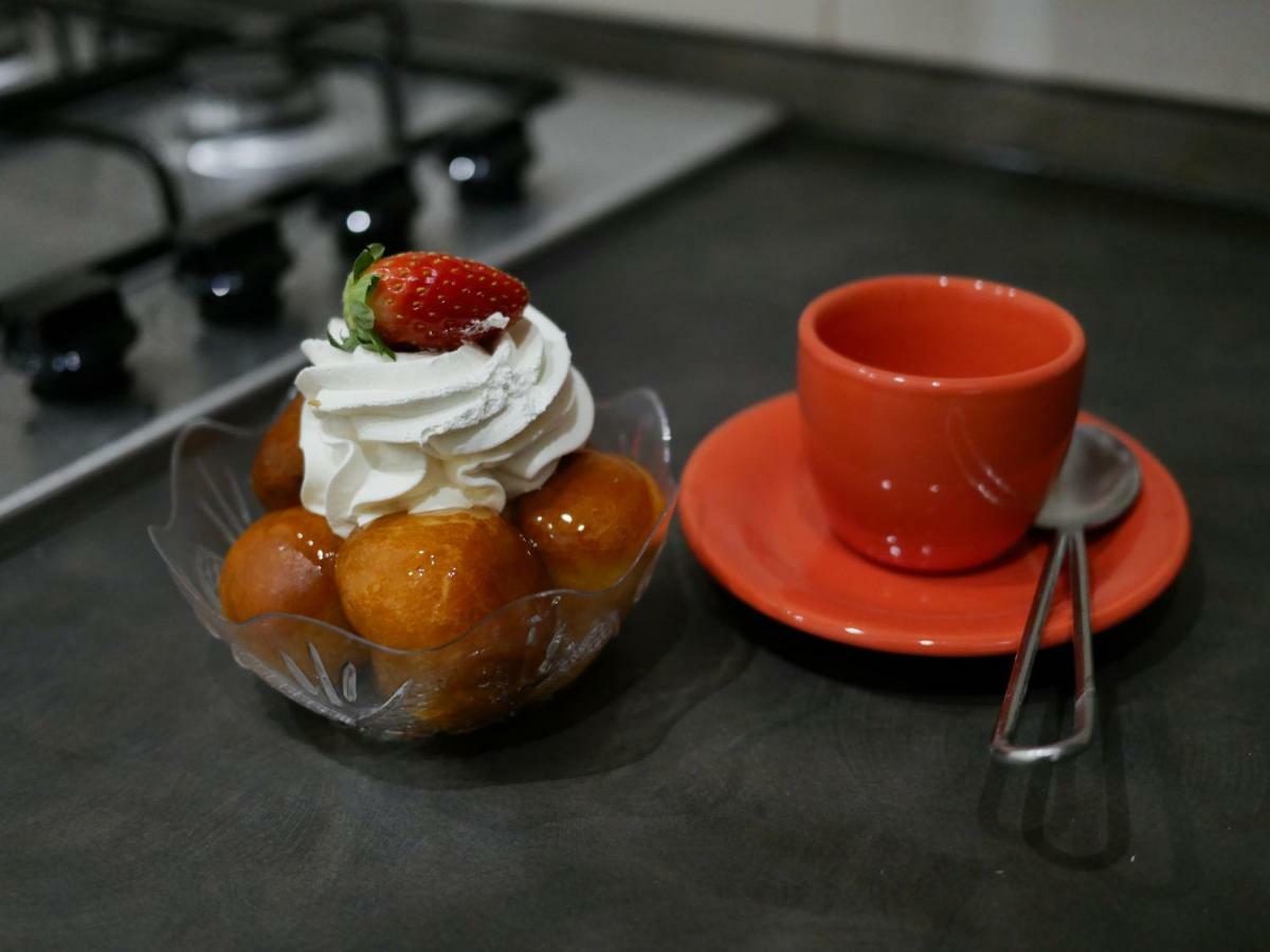 B&B Pisadog Наполи Екстериор снимка